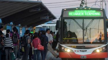 La empresa fue intimada a retirar la cartelería que hacía referencia al incremento. foto: archivo.
