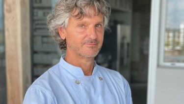 El conocido cocinero todavía no respondió a la acusación. 