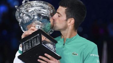 Novak Djokovic se consagró campeón del Abierto de Australia por novena vez. 
