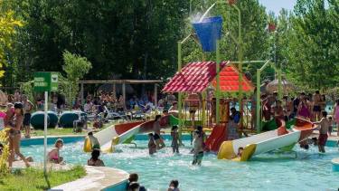 El parque acuático funciona de 12 a 20. Foto: Gentileza Facebook Patagonia Splash