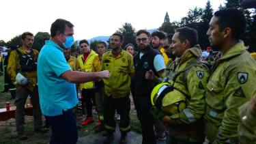 Brigadistas de todo el país intervinieron en el incendio forestal que se desató en Cuesta del Ternero. Foto: gentileza