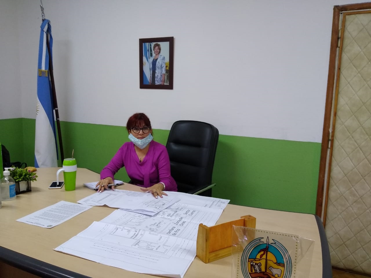 La intendente Silvina Frías (JSRN) calificó como "una necesidad" para muchas familias la vuelta a clases presenciales. Foto: gentileza.