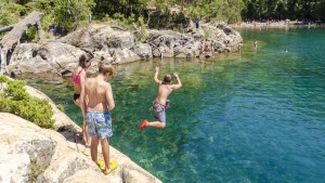 Verano en la Patagonia: cinco playas imperdibles de la cordillera