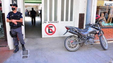 El domicilio allanado está en pleno centro de Viedma. Foto: Marcelo Ochoa.