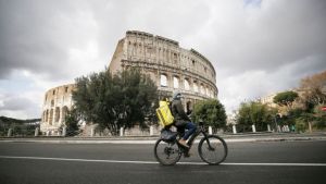 Italia vuelve este lunes al confinamiento, tras rebrote de Coronavirus