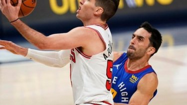Campazzo se lució en defensa y Denver venció a Chicagol Bulls