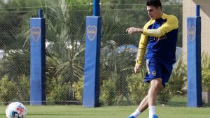 Pavón entrena junto al plantel y Boca lo tendría en cuenta
