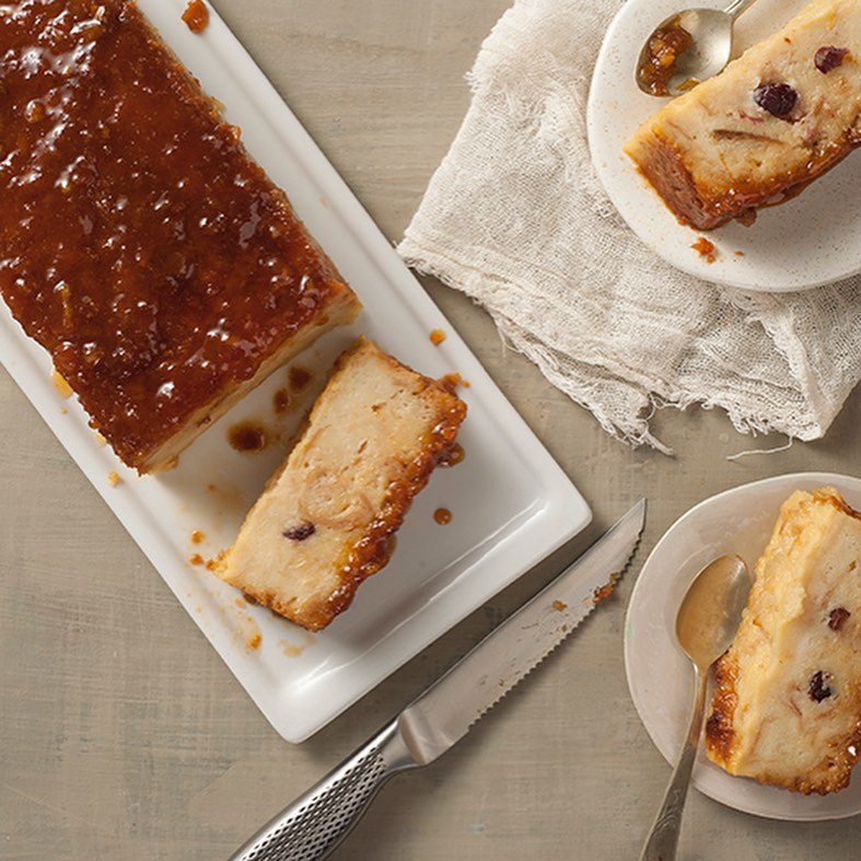 Budín de pan hecho con medialunas