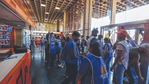 Violento ataque de una patota sindical contra RÍO NEGRO