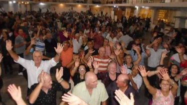 Así se replicaron las imágenes de la celebración en redes sociales. Foto: gentileza.-