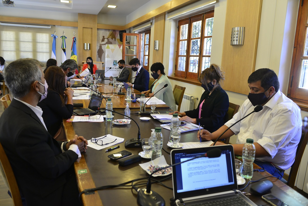 Los concejales de Bariloche analizan convocar a un referéndum por la cantidad de ediles. Archivo