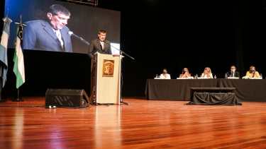 El jefe comunal enumeró las obras que prevé para este año. Hizo foco en la recuperación de la Isla Jordán. (gentileza) 