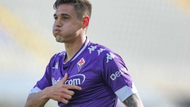 El ex River metió su primer gol con la camiseta de Fiorentina.