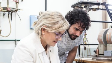 Como sueño, Hallber quiere ayudar a cerrar la brecha entre la ciencia, la sociedad y la política. Promueve la ética en la ciencia, la responsabilidad social de los científicos, la inclusión de mujeres y grupos desfavorecidos y el conocimiento y la toma de decisiones basada en evidencia científica.