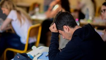 El objetivo de la beca es promover el avance y la conclusión en los estudios.-