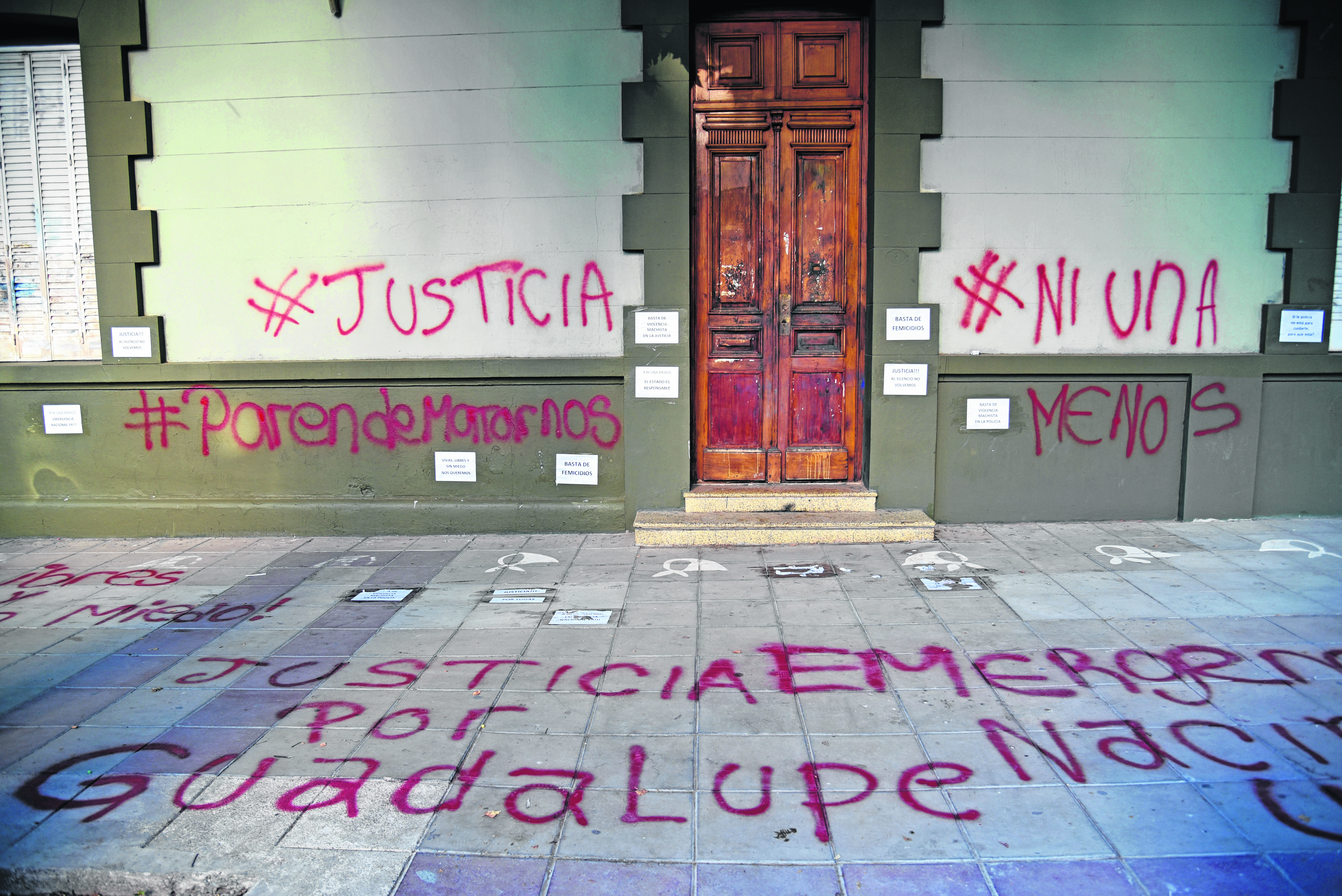El femicidio de Guadalupe en Villa La Angostura desató la furia social porque el caso de la joven estaba judicializado. Foto archivo Florencia Salto.