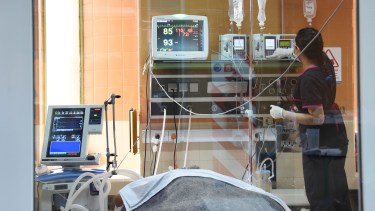 La ocupación en unidades de cuidados intensivos es del 95,1%. Foto Florencia Salto.