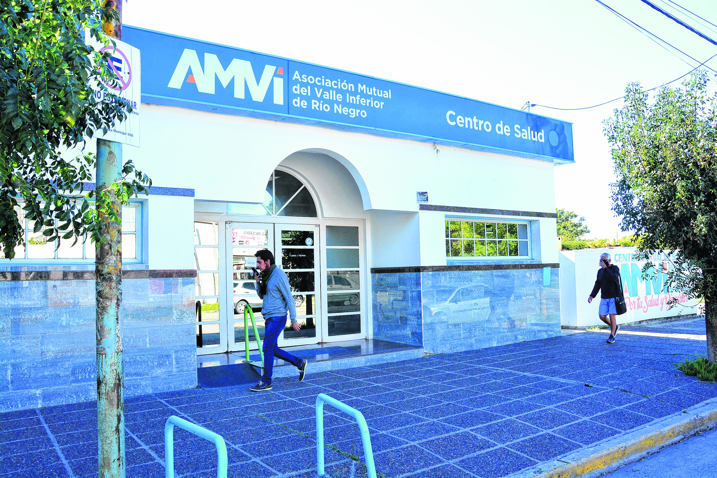 El Centro de Salud de AMVI en Viedma. Esta mutual advierte que si continúa el desfasaje se complica mantener ese servicio. Foto: Marcelo Ochoa.