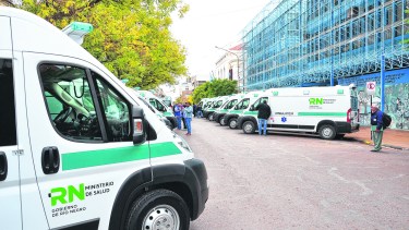 La provincia espera la pronta incorporación de ocho ambulancias. Foto: Marcelo Ochoa.