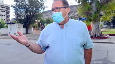 El intendente pidió al Deliberante que extienda la emergencia económica del municipio por un año. (Foto Néstor Salas)