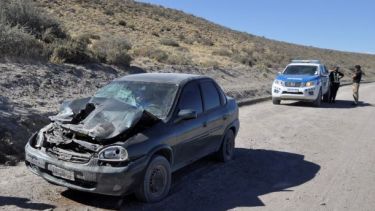 Con la visión obstaculizada por el polvillo en suspensión, el conductor del Corsa no pudo evitar colisionar contra el camión. Foto: José Mellado. 