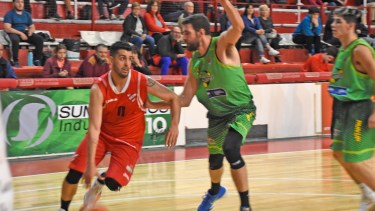 Almendra contra Barberis, uno de los duelos que se repetirá hoy en La Caldera.