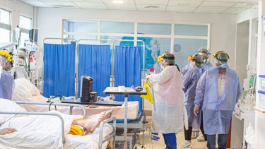 Desde el inicio de la pandemia la provincia suma 1300 fallecidos. (Foto: Juan Thomes)