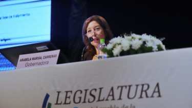 Carreras abre un nuevo período de sesiones legislativas. Foto: Marcelo Ochoa.