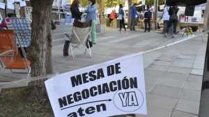 Diputados de la oposición piden a Gutiérrez que resuelva el conflicto con los docentes