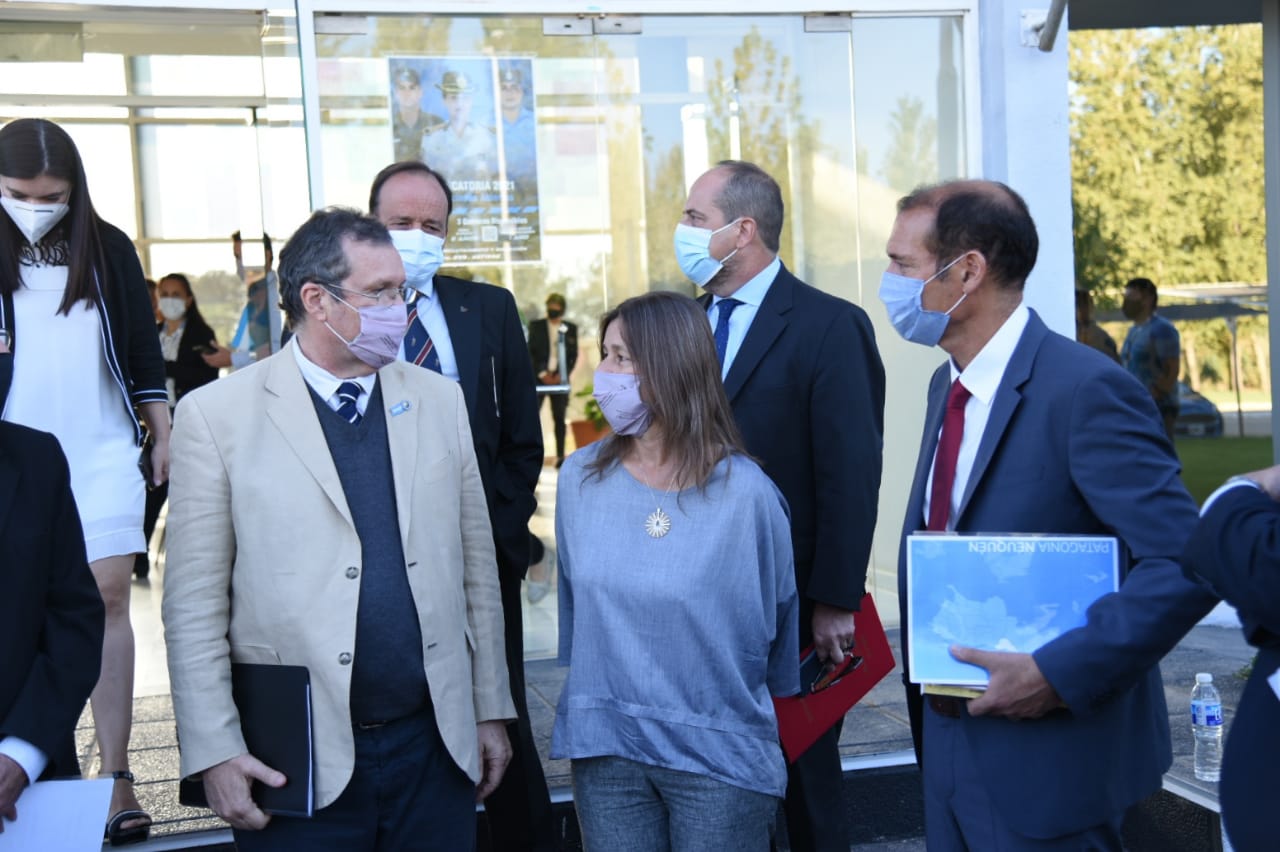 Gutiérrez recibió a Frederic y a su par de Cultura, Tristán Bauer, esta mañana. Foto: Florencia Salto.