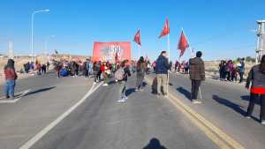 Liberaron el corte en los puentes de Neuquén