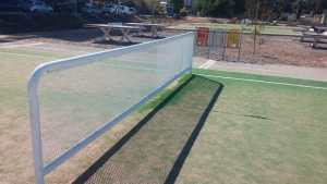Gaido instalará 50 canchas de fútbol-tenis en plazas y parques de Neuquén