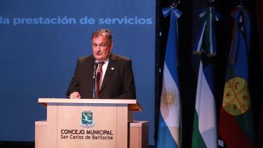 Gustavo Gennuso, intendente de Bariloche, en la apertura de sesiones ordinarias 2021. 