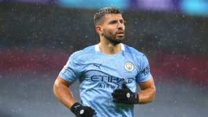 El Kun Agüero está en la mira del PSG por pedido del técnico Pochettino