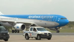 Llegó el avión con otras 500.000 dosis de la vacuna Sputnik V