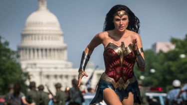 Gal Gadot vuelve a lucirse en un personaje escrito a su medida.