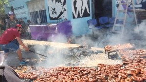 Después del ataque a RÍO NEGRO los violentos organizaron una choripaneada