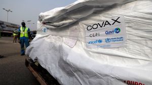 Vacunas: Argentina recibirá dos millones de dosis por el sistema Covax hasta mayo