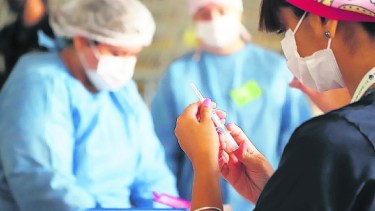 Detectan irregularidades en vacunaciones en hospital del Valle de Uco mendocino. 