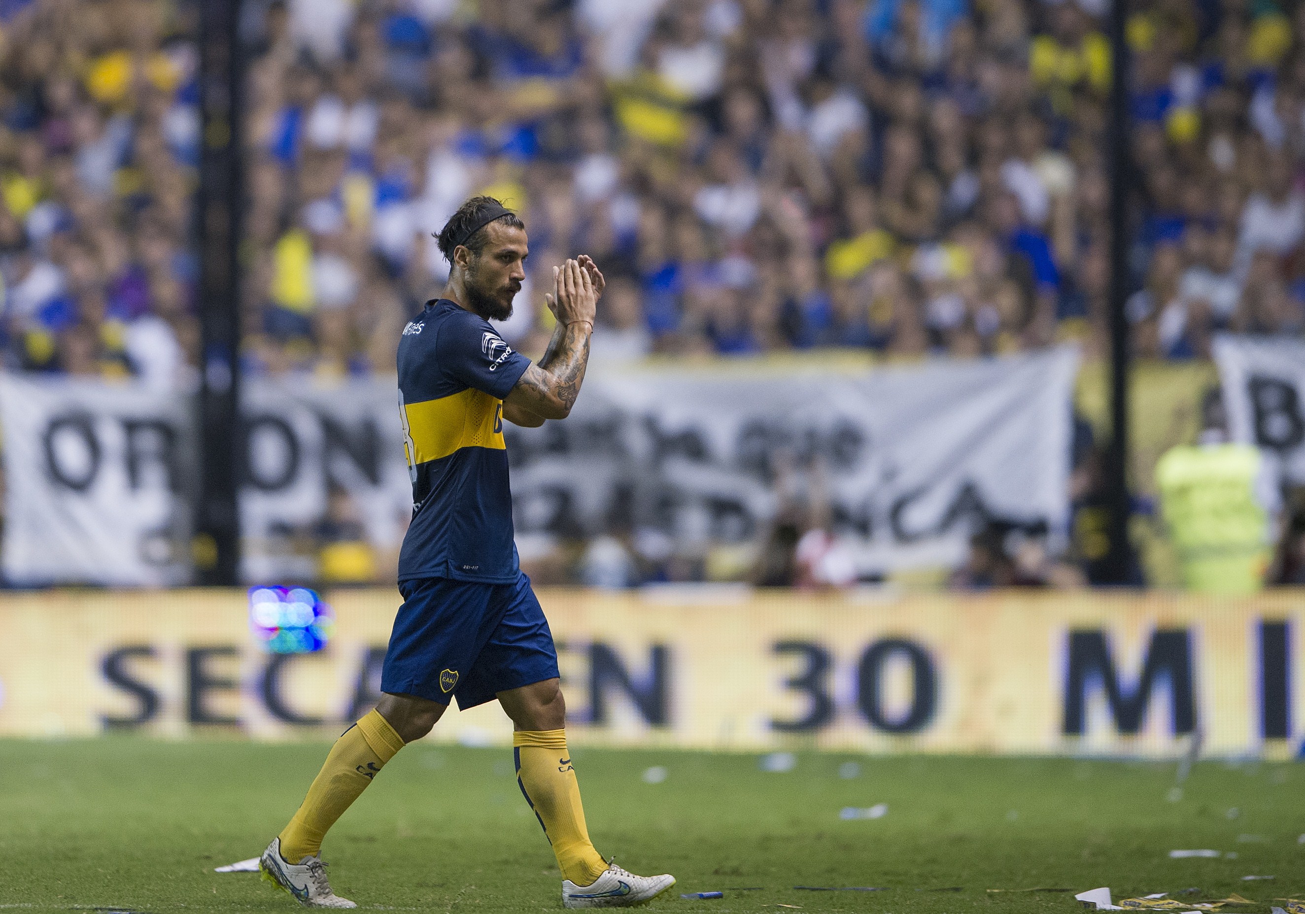 Osvaldo recordó su paso por Boca y volvió a criticar a Guillermo Barros Schelotto.