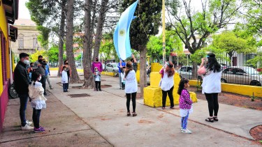 Los docentes en las escuelas argumentaban -según la Unter- sobrecarga laboral por las ausencias de sus pares dispensados. Foto: Marcelo Ochoa.