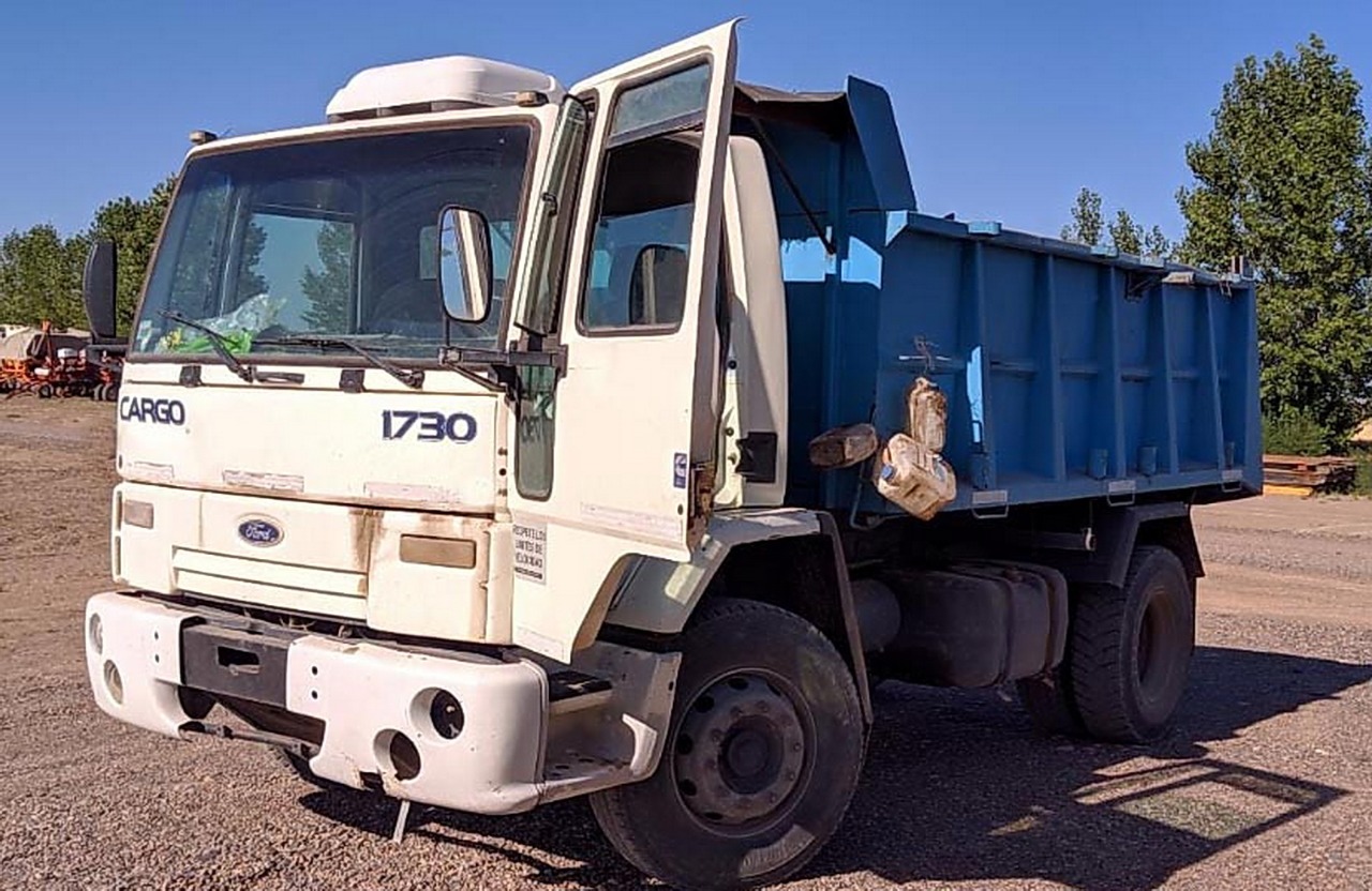 El camión fue recuperado en la zona rural de Colonia Lapín en la provincia de Buenos Aires. (Foto Néstor Salas)