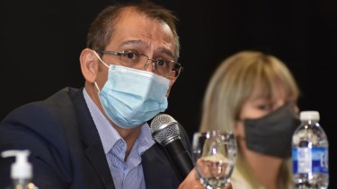 La licencia original de Suárez vencía el 29 de julio. (Archivo).-