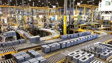 La Industria se expandió 55,1% interanual en abril y aportó 7,1 puntos al indicador general.