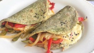 ¿Probaste estas fajitas integrales con masa de acelga?