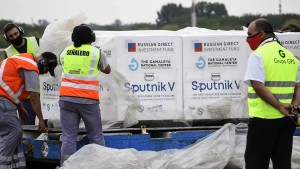 Llega esta tarde el décimo vuelo con más vacunas Sputnik V