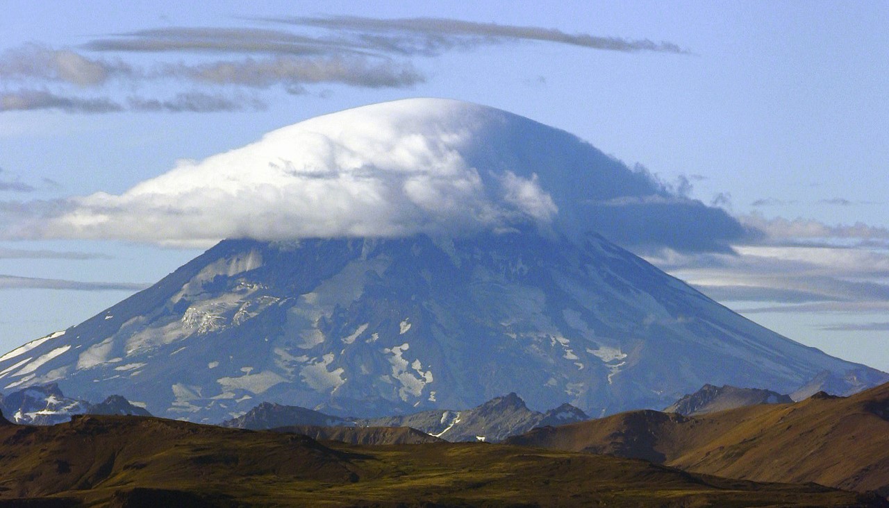 Con más visitantes que intentan hacer cumbre en el volcán Lanín, también hay más accidentes: se cuentan veinte en lo que va de la temporada. Foto: Patricio Rodríguez. 