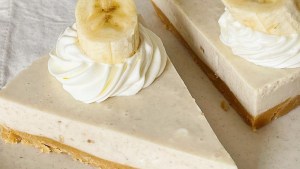Ideal para el postre: torta fría de banana y coco