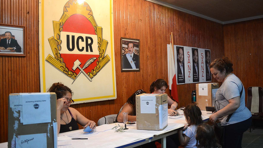 El radicalismo va a las urnas para elegir sus autoridades. Foto Archivo.