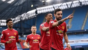 Manchester United le ganó el clásico al City y le cortó la racha de triunfos